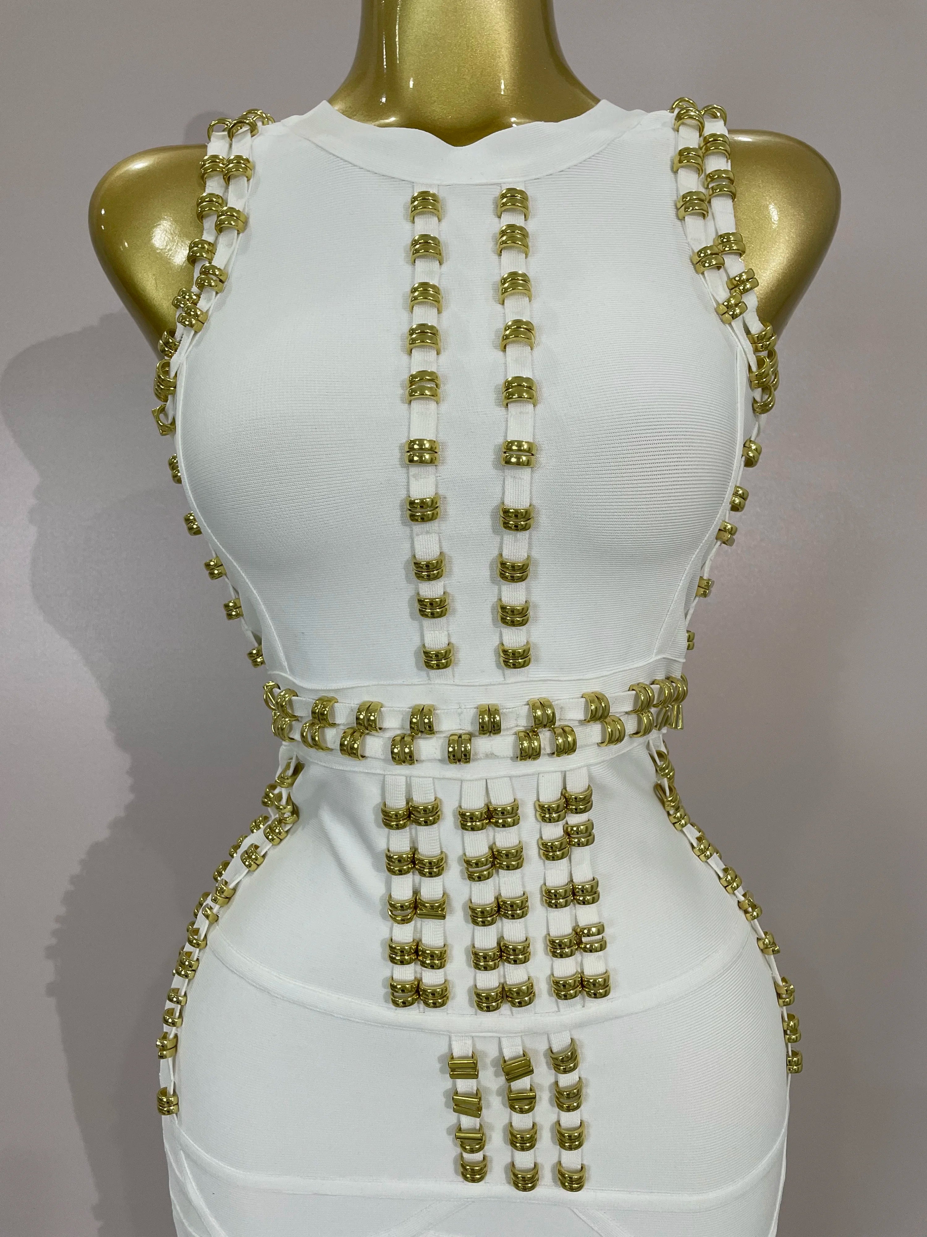 Elegance White Metal Buckle O Neck Sleeveless  Dress