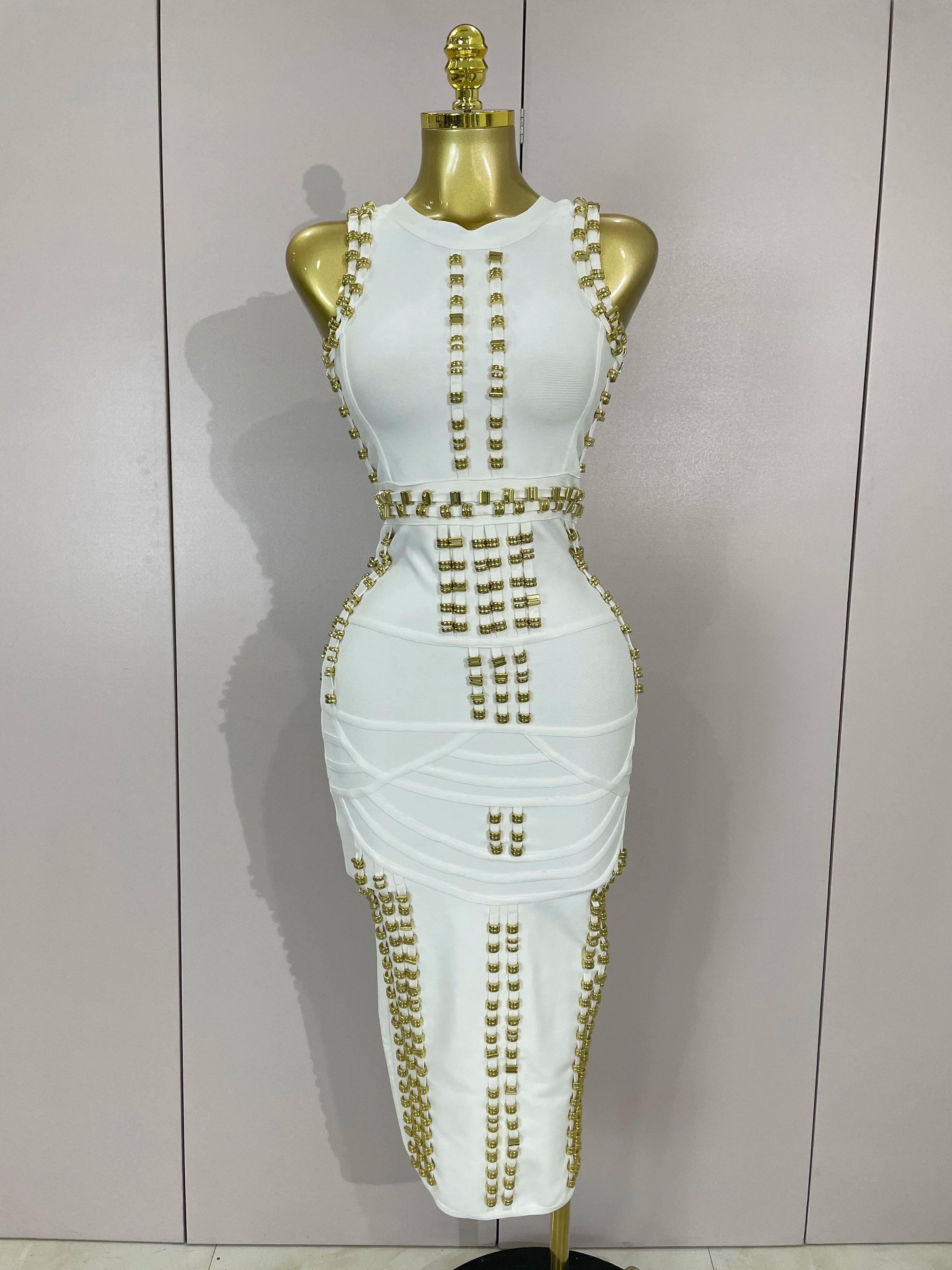 Elegance White Metal Buckle O Neck Sleeveless  Dress
